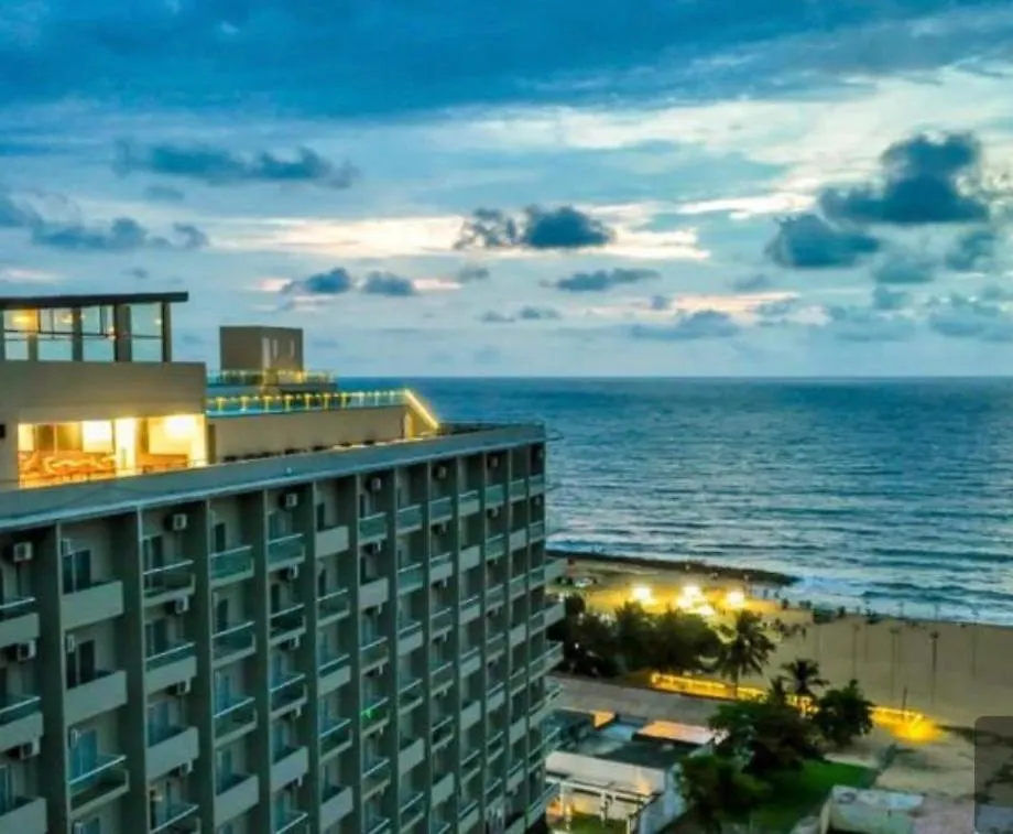 Ocean Breeze Studio Apartment Negombo
